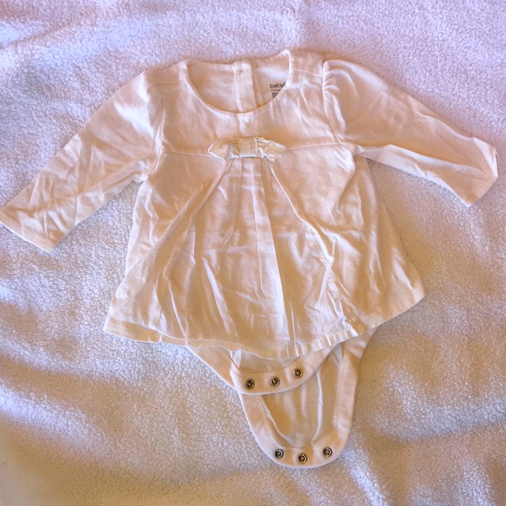 White top with bow!